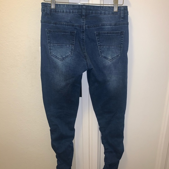 Moto 👖Jeans (SOLD) - Picture 7 of 8